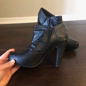 Guess Heels/Booties